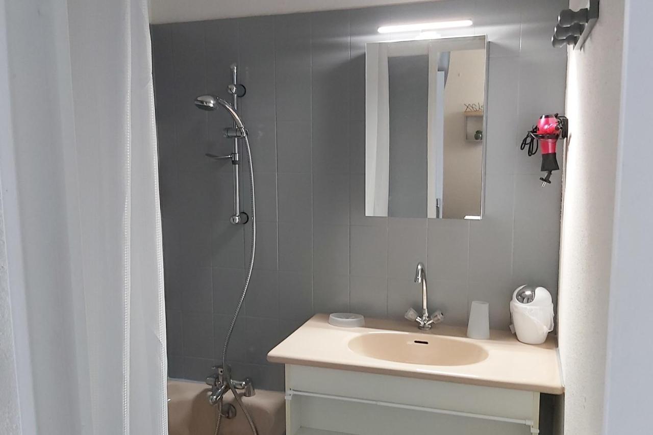 Beautiful Studio With Balcony In Briancon Eksteriør billede